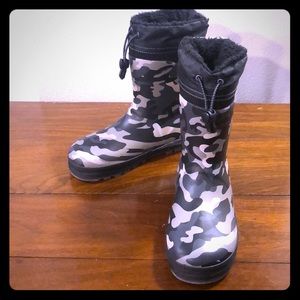 Western Chief Neoprene Snow Boots